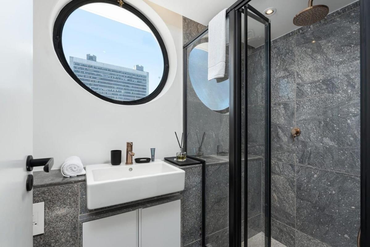 Apartment Luxurious Penthouse Centre Stunning Views
